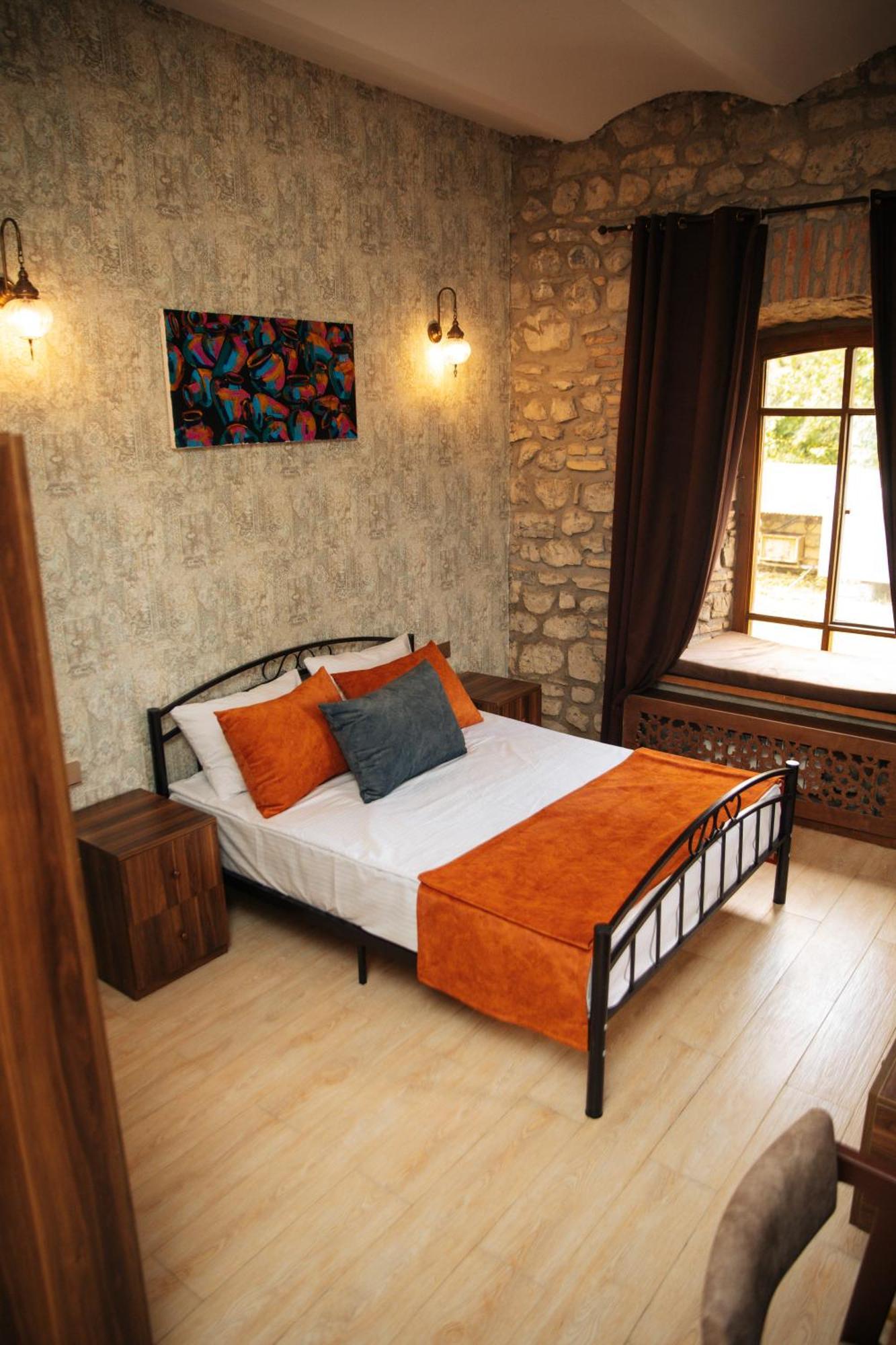 Art Hotel By Abad Guest Şǝki Exteriér fotografie